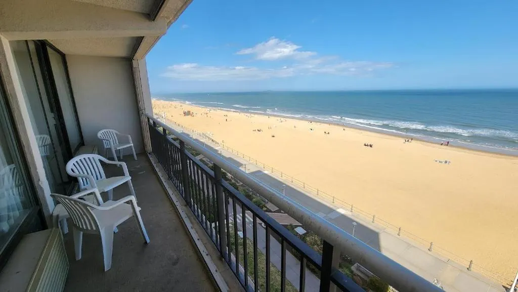 Four Sails Resort Virginia Beach Apartment