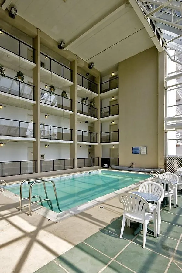 Four Sails Resort Virginia Beach 0*,